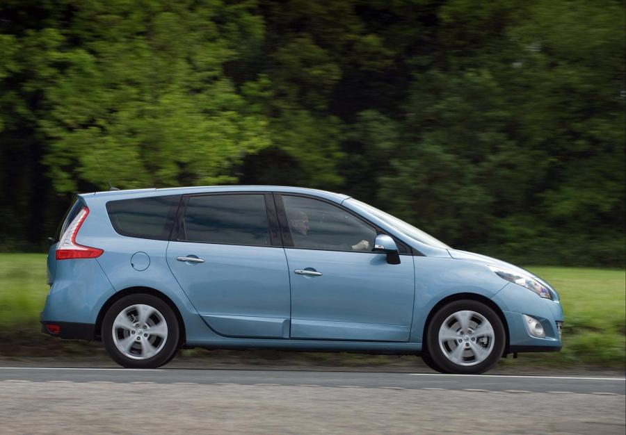  Renault Grand Scenic (JZ) 2009 года  (UK) (фото 17 из 35)